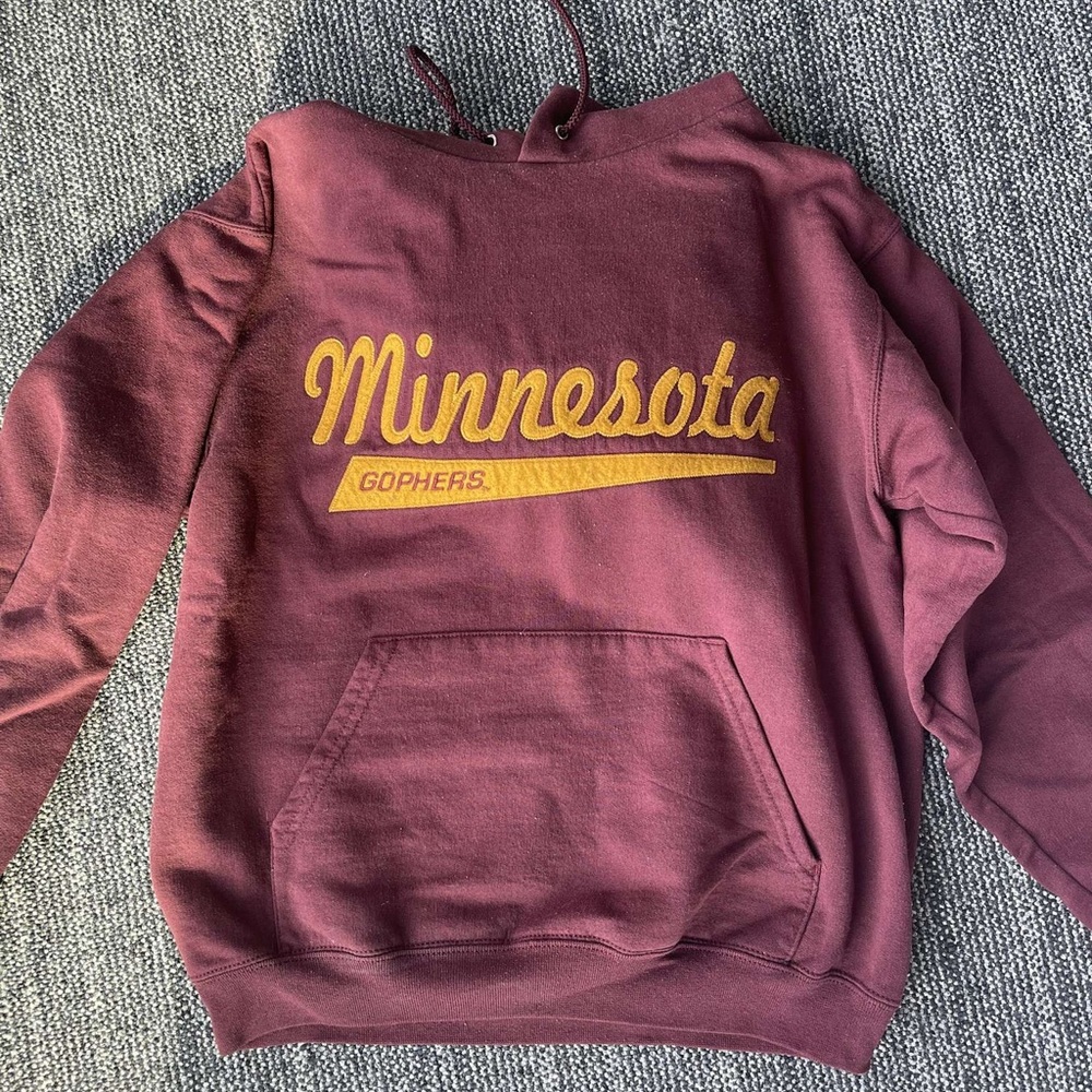 Champion Minnesota Gopher hooded sweatshirt